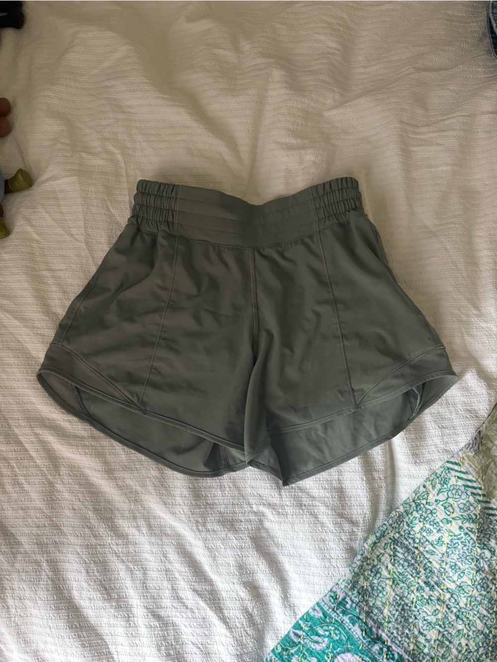 Lululemon Hotty Hot High-Rise Lined Short 4” Willow